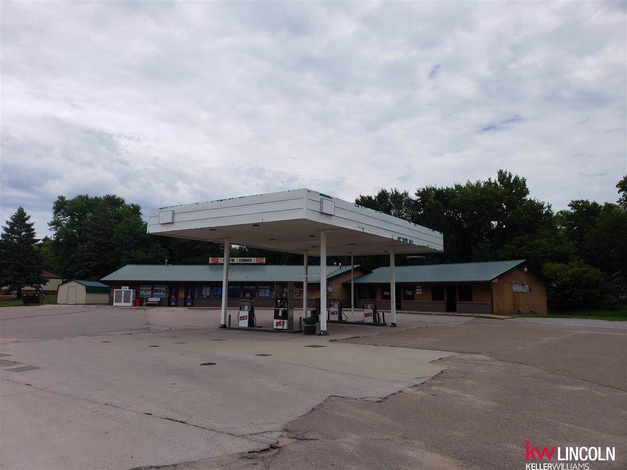 306 French Avenue - Photo 1