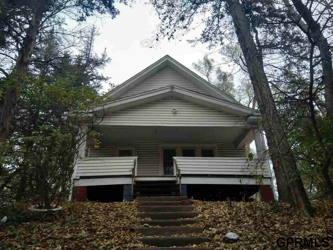 5823 42Nd Street - Photo 1