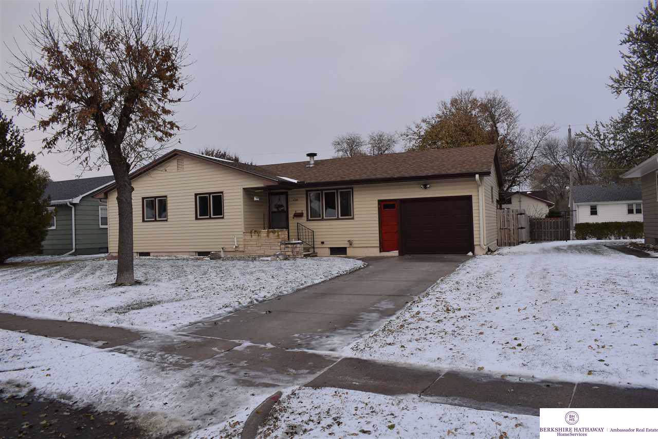 420 Clarmar Avenue - Photo 1