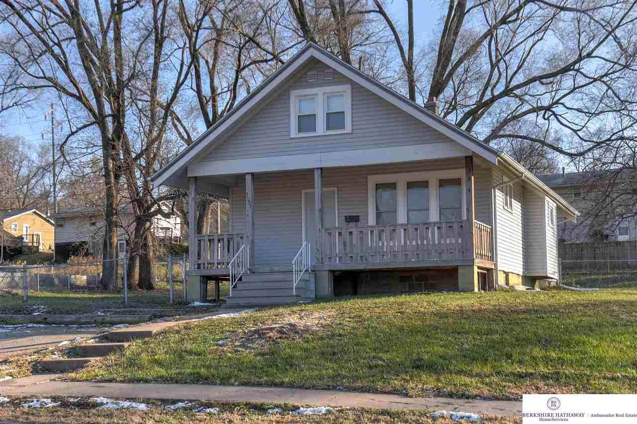 3953 Blondo Street - Photo 1