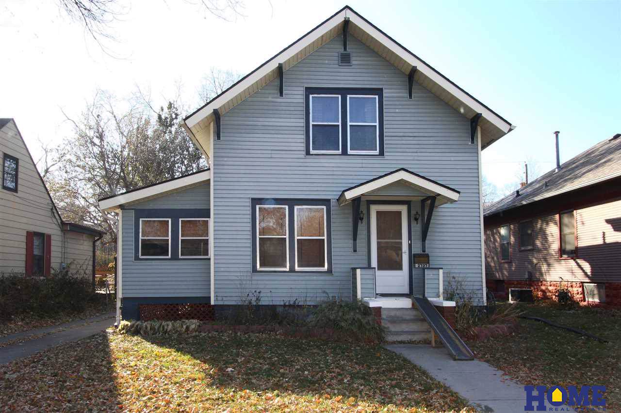 2737 Washington Street - Photo 1