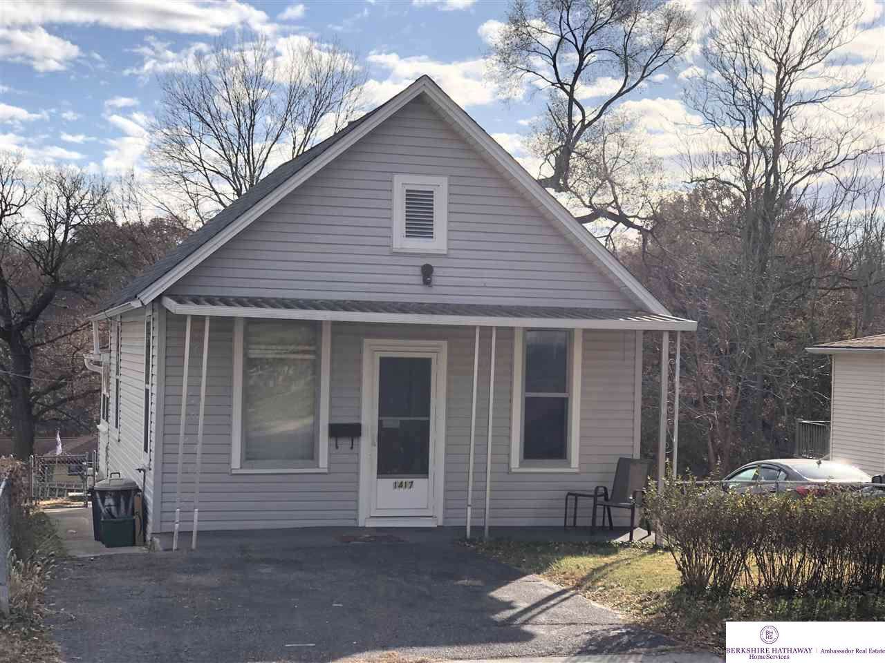 1417 Archer Avenue - Photo 1