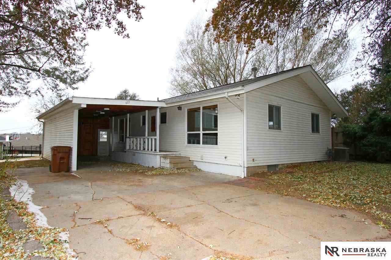 617 D Street - Photo 1