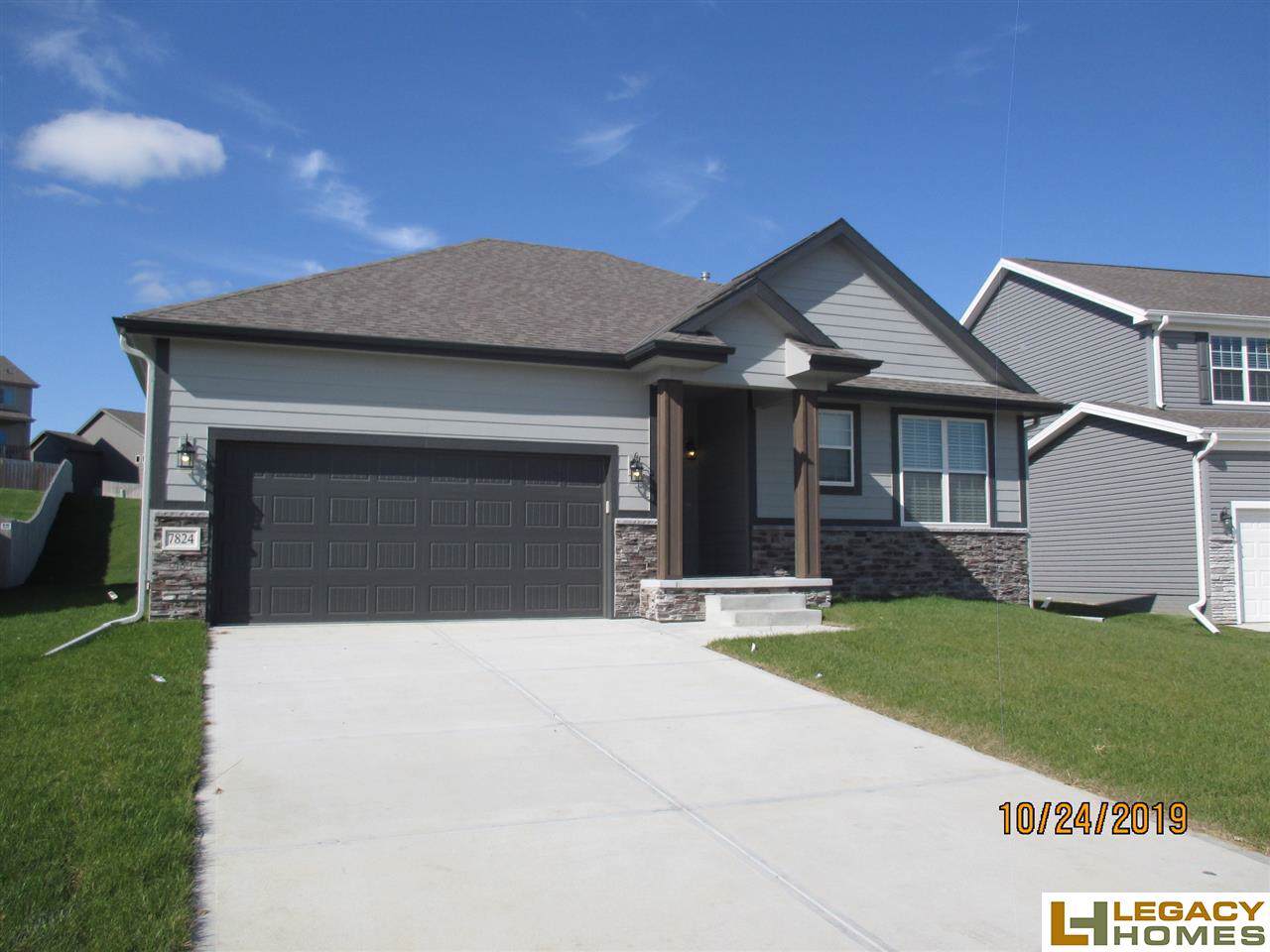 7824 185th Street - Photo 1