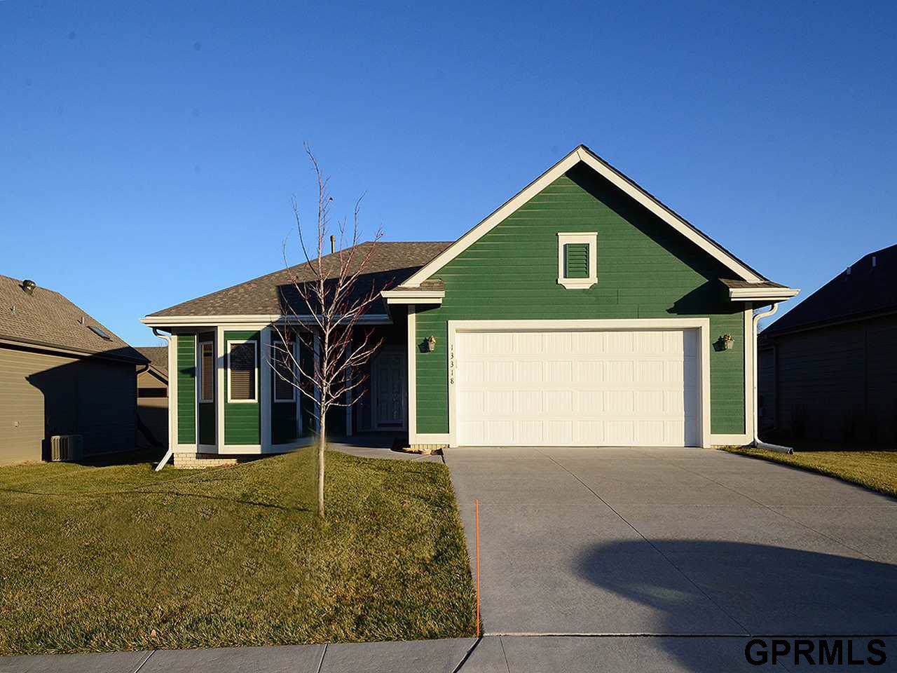 13318 Spring Street - Photo 1