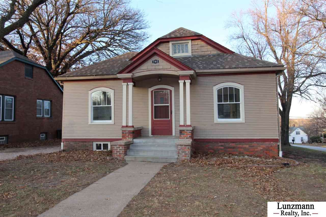 702 14th Street - Photo 1