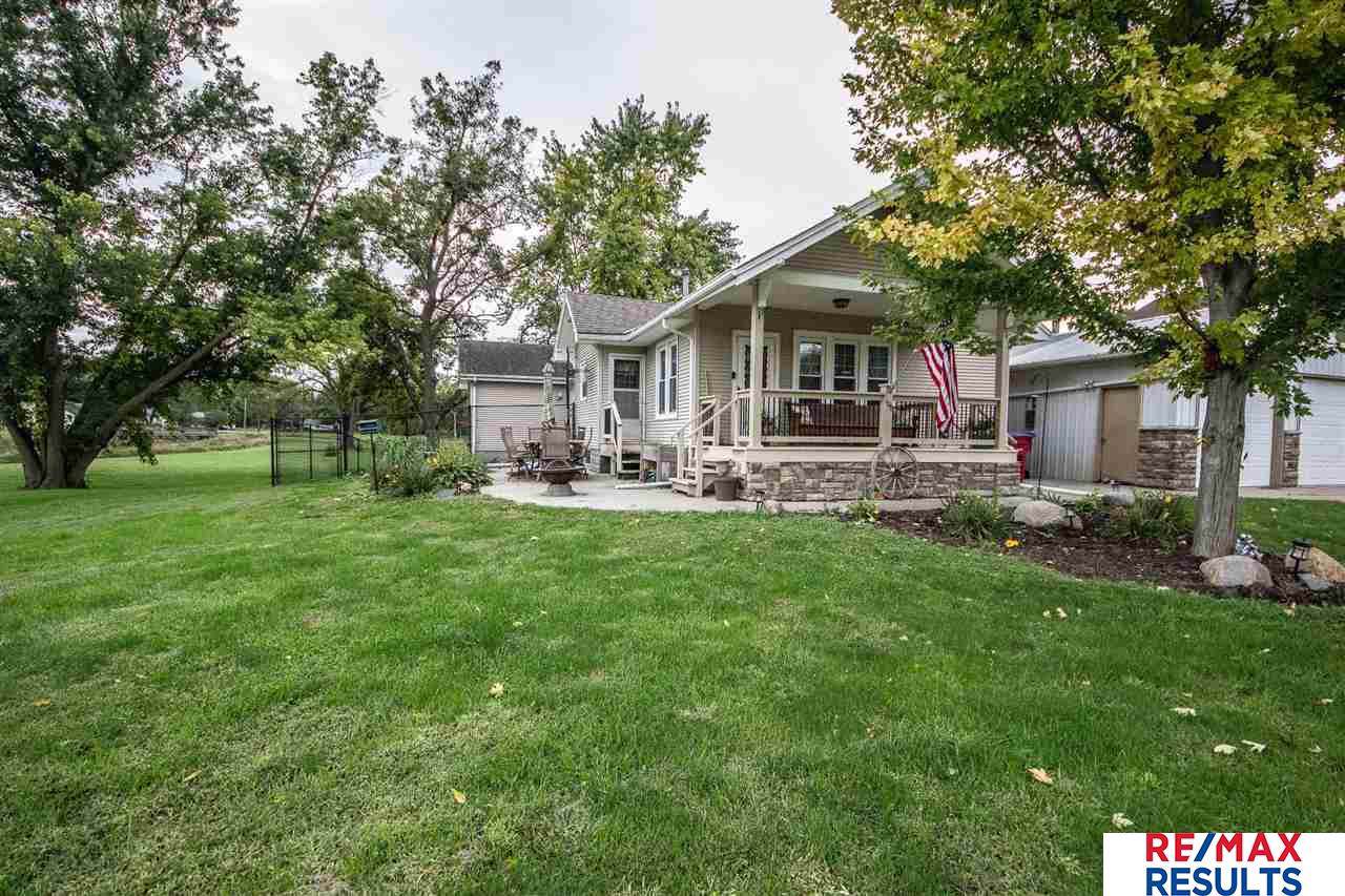 108 5 Street - Photo 1