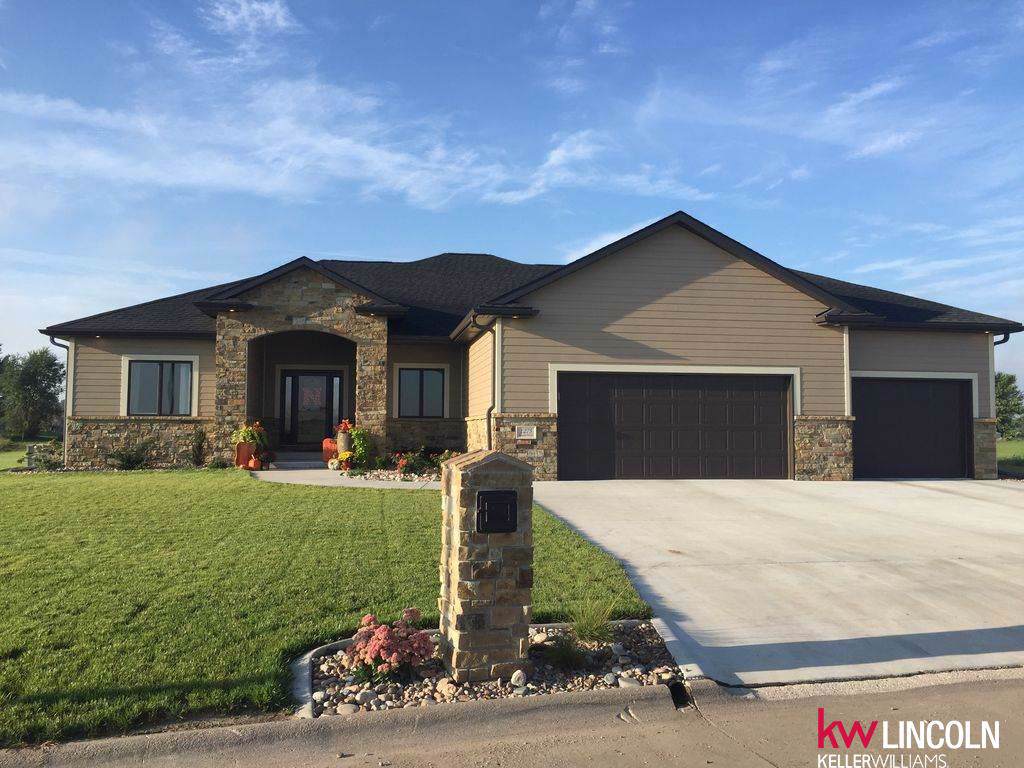 1275 Pheasant View Drive - Photo 1