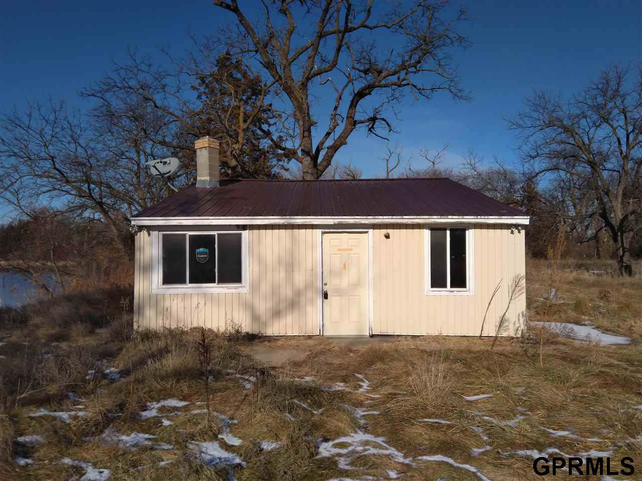 27606 F Street - Photo 1