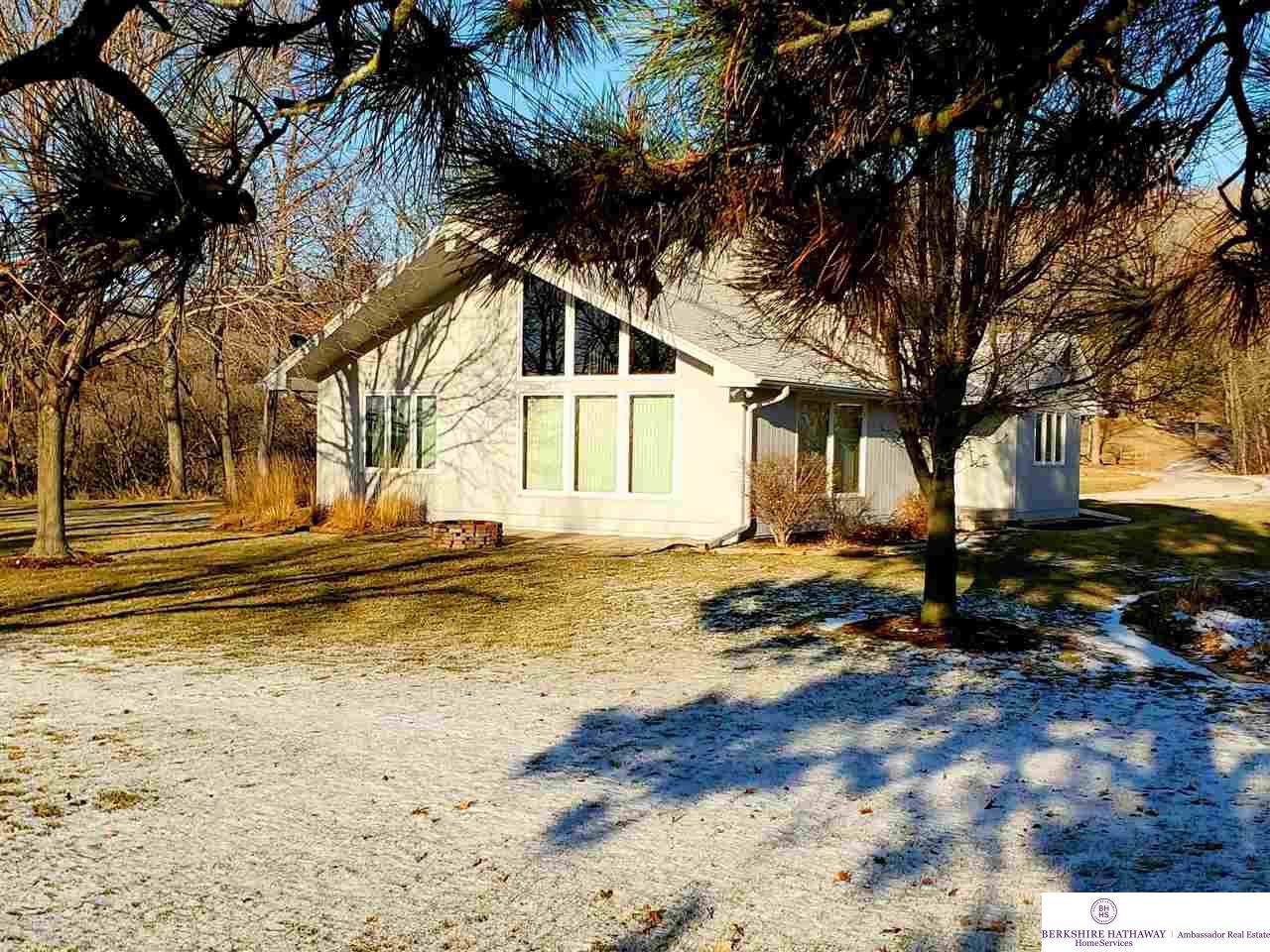 16472 Gail Drive - Photo 1