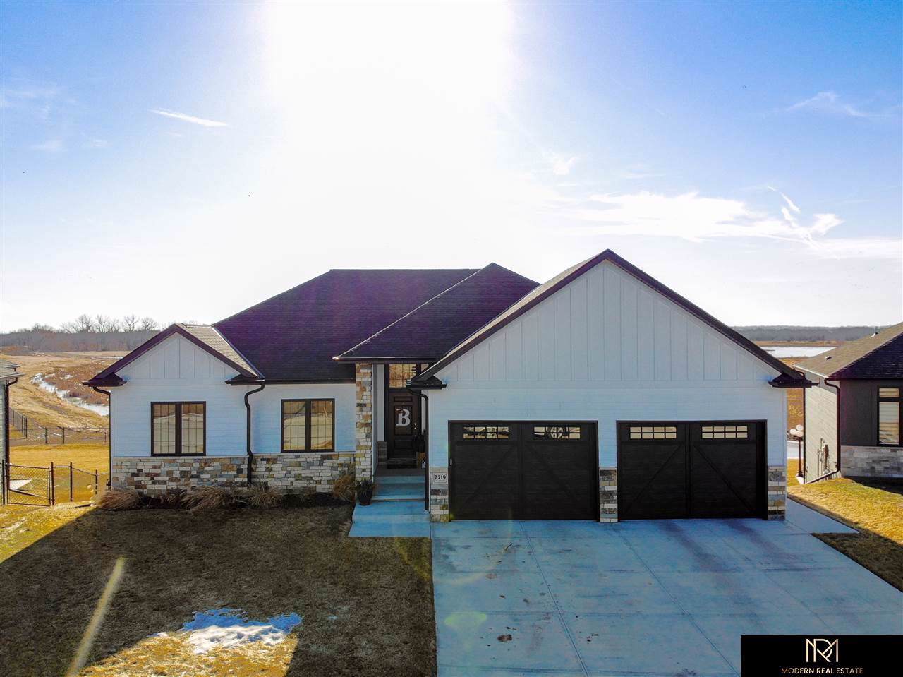 7219 49Th Street - Photo 1