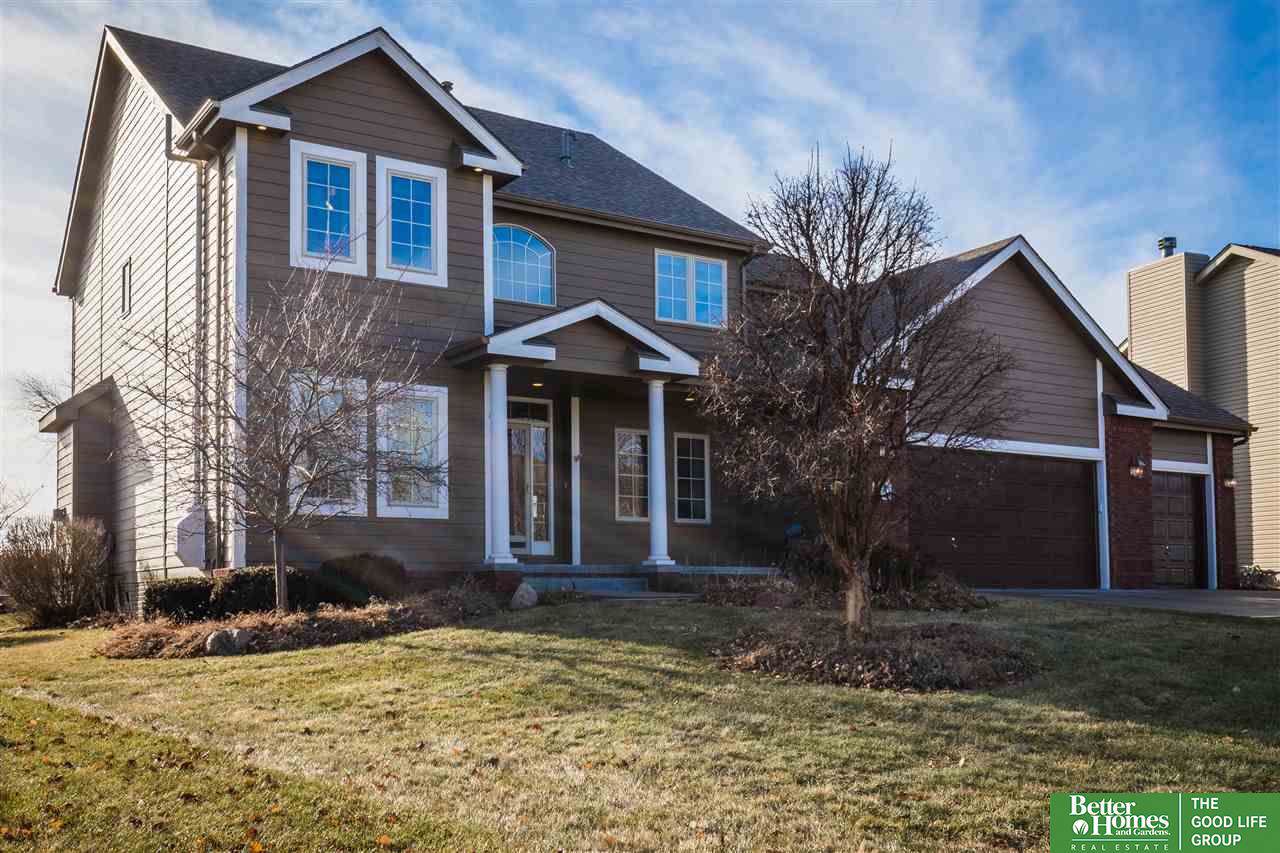 15807 Manderson Street - Photo 1