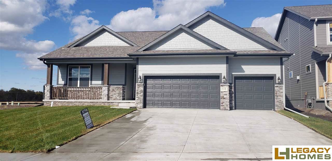 3116 Abbotsford Street - Photo 1