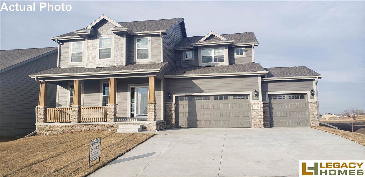 3124 Abbotsford Street - Photo 1