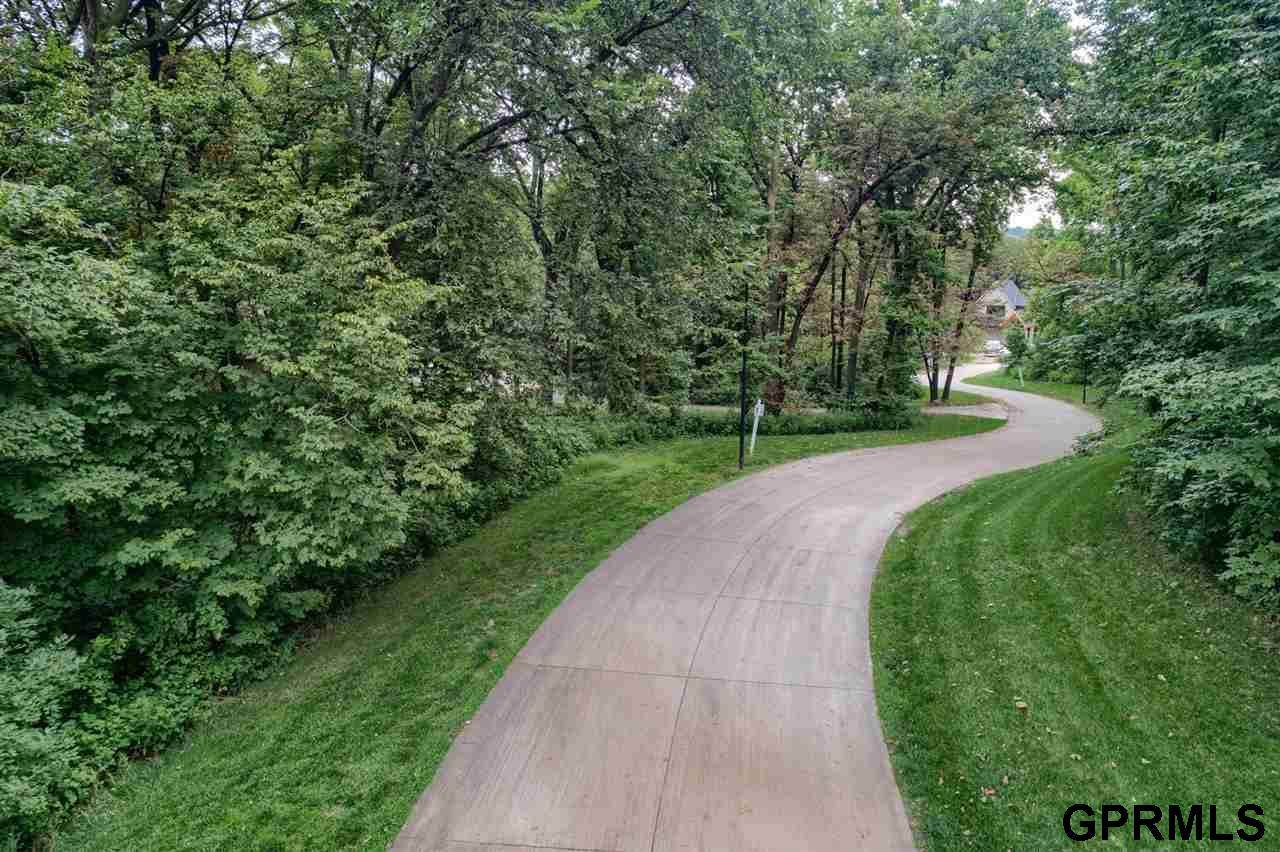 7110 Silver Creek Circle - Photo 1