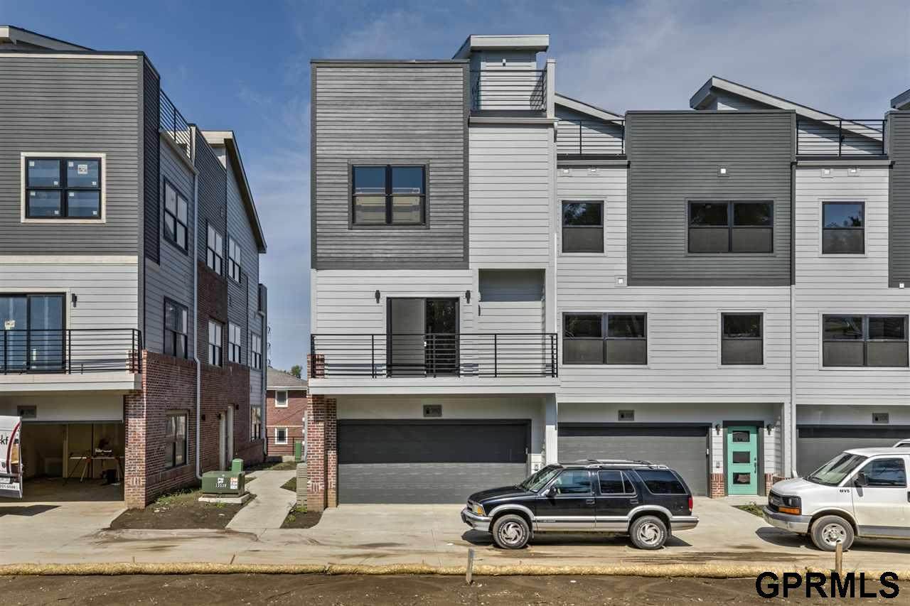 3117 Mayberry Plaza - Photo 1
