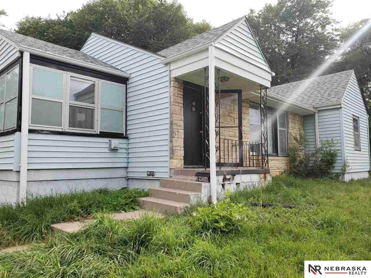 3956 40 Street - Photo 1