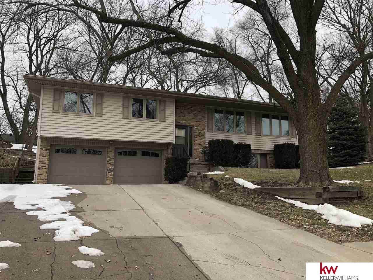 212 Douglas Drive - Photo 1