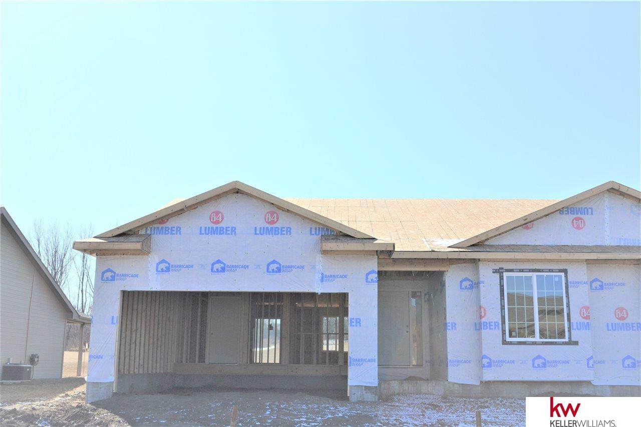 3031 Lakeside Drive - Photo 1
