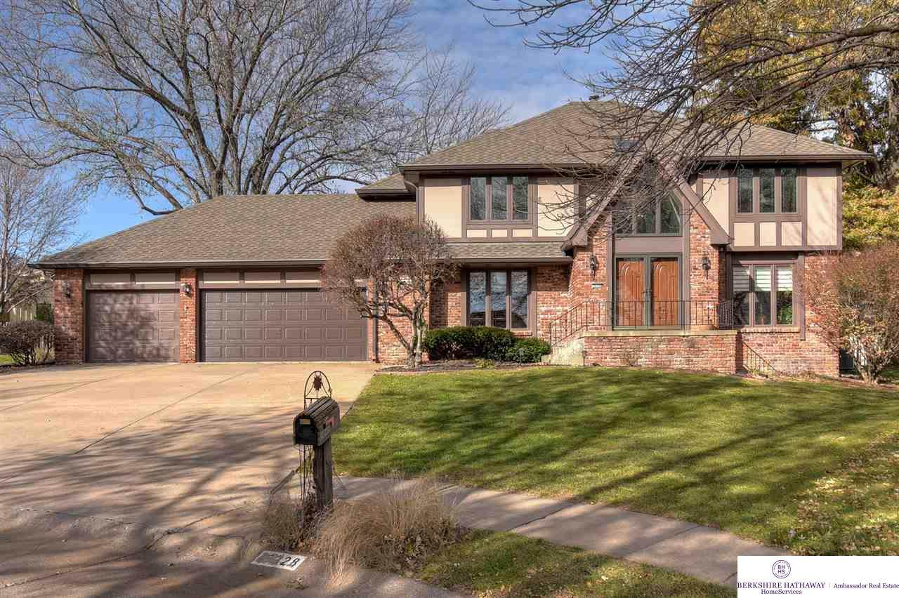 16328 Westfield Circle - Photo 1