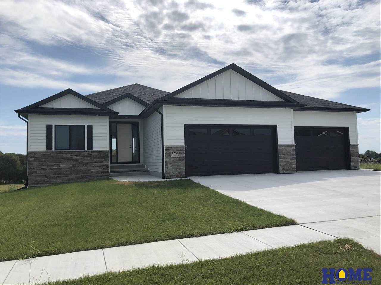 9702 80th Street - Photo 1