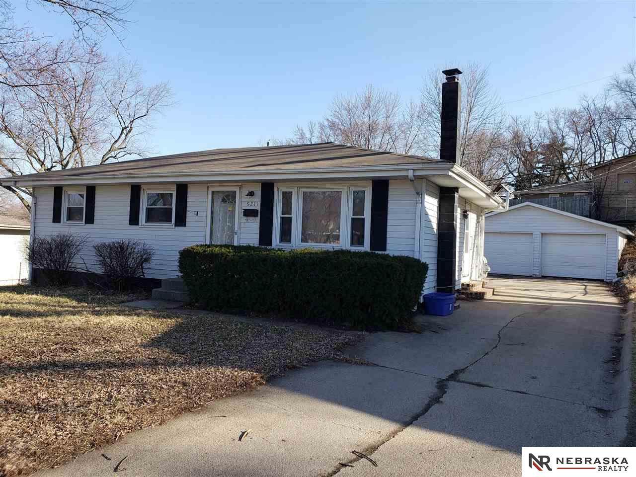 9211 Fowler Circle - Photo 1