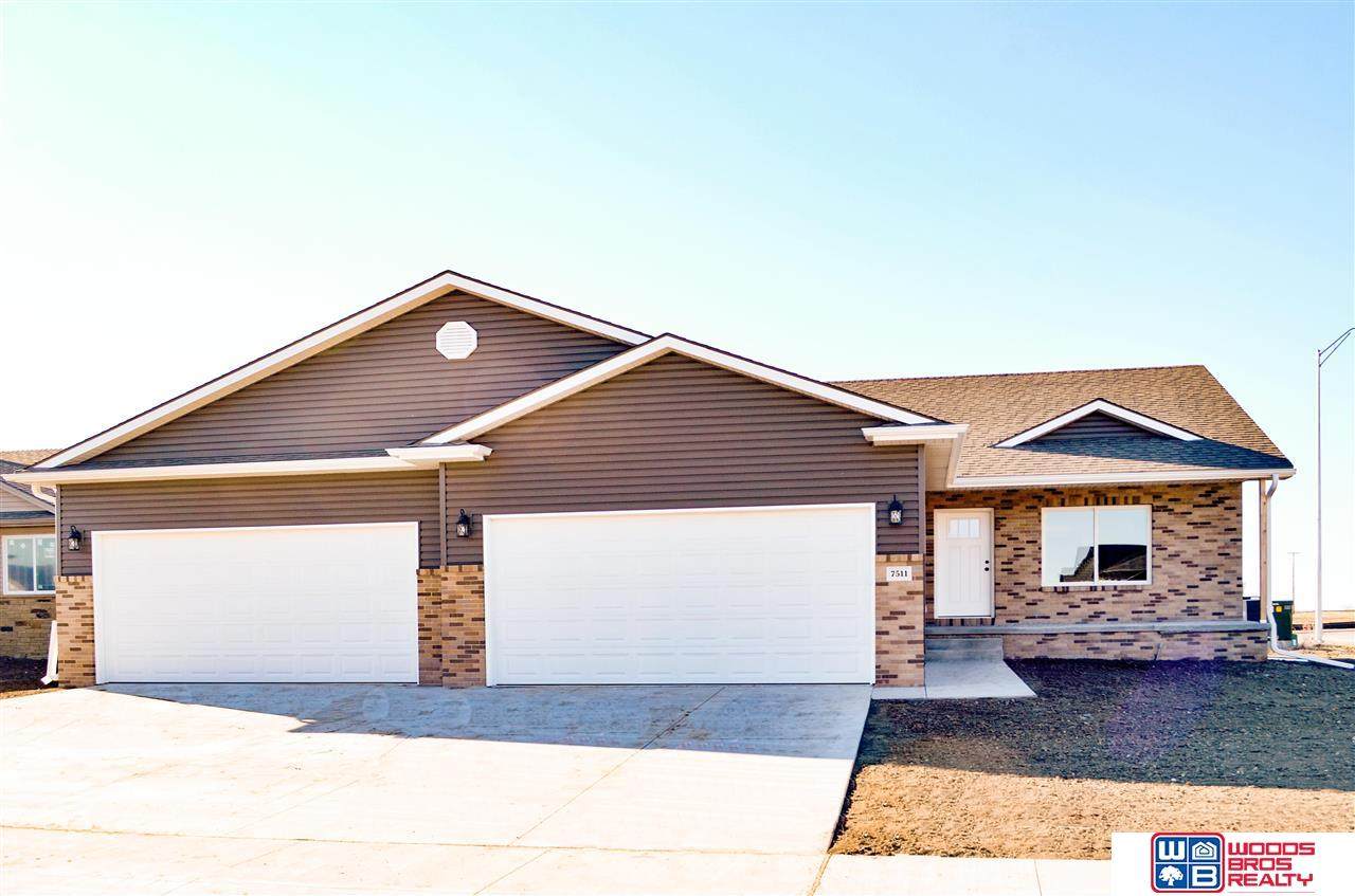 7511 Lilee Lane - Photo 1