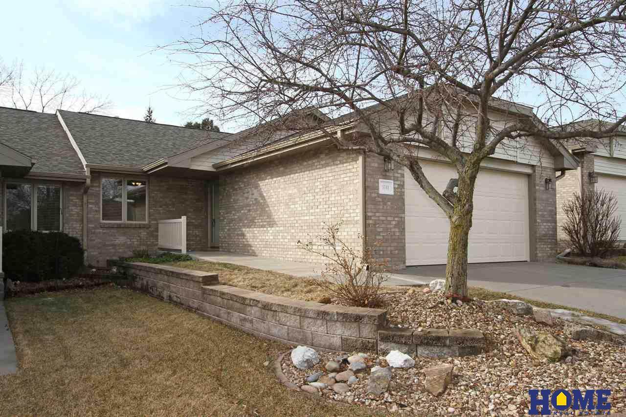 5741 Shadow Pines Court - Photo 1