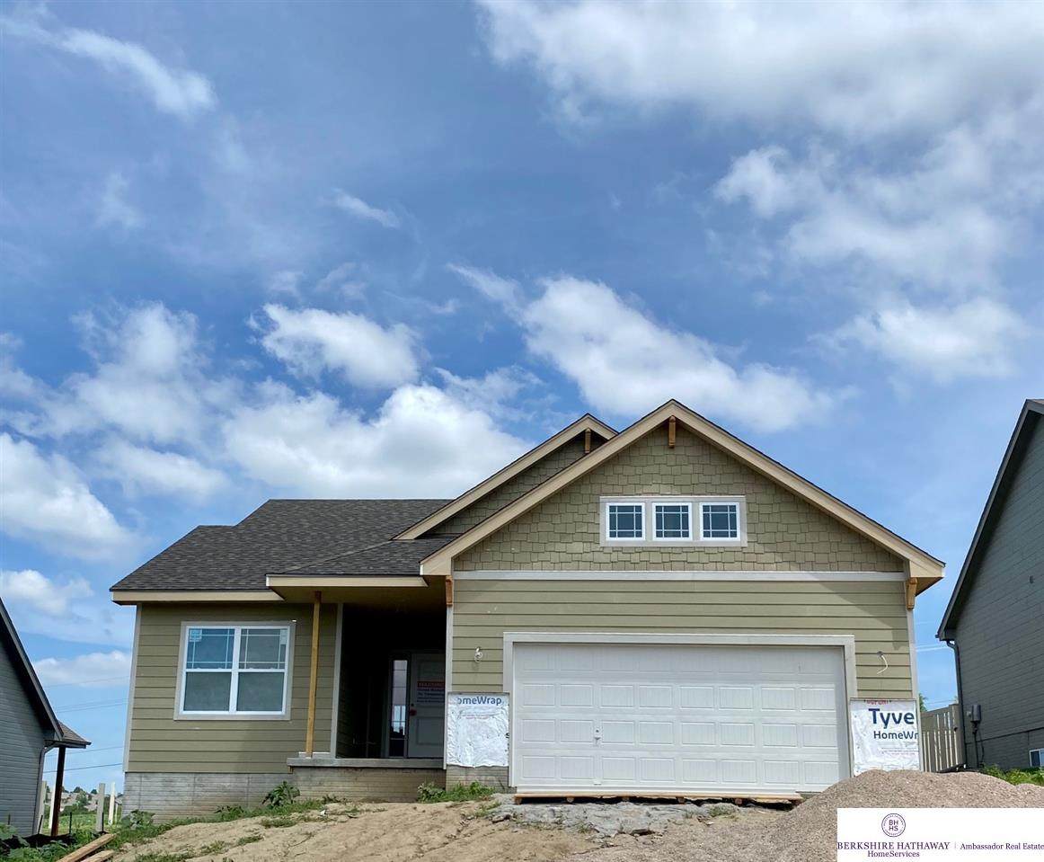 16912 Virginia Street - Photo 1