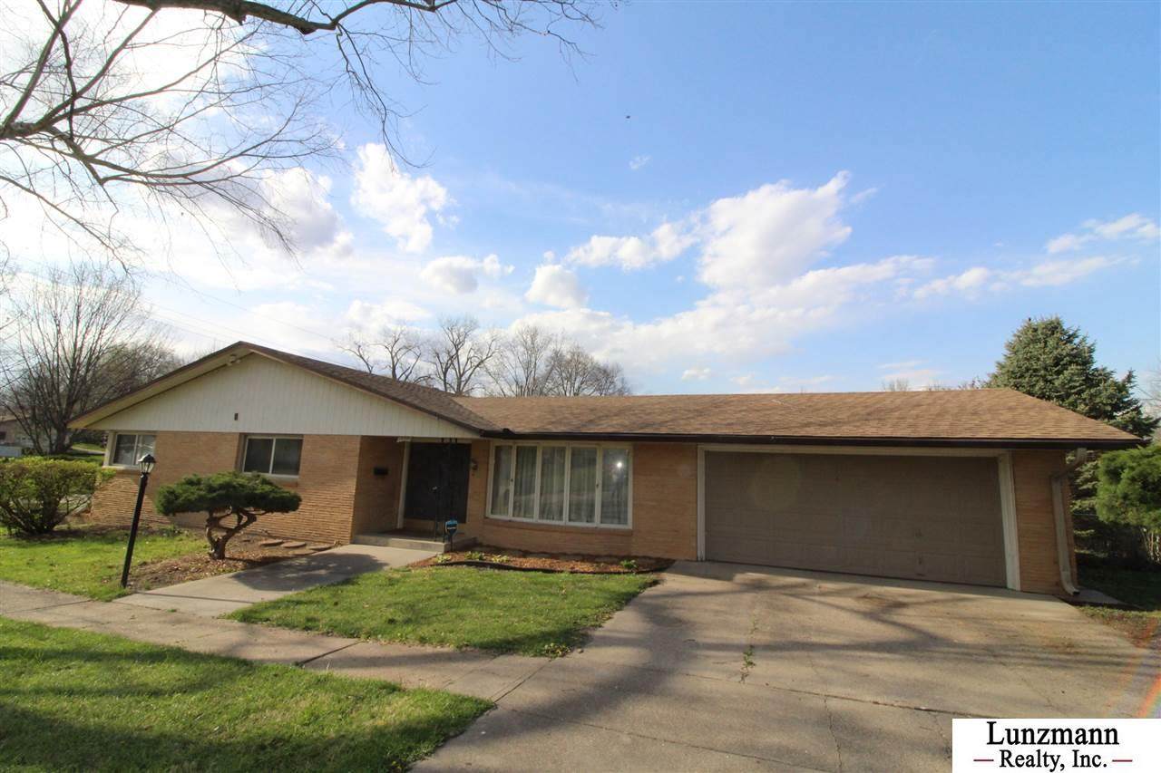 1420 11th Street - Photo 1