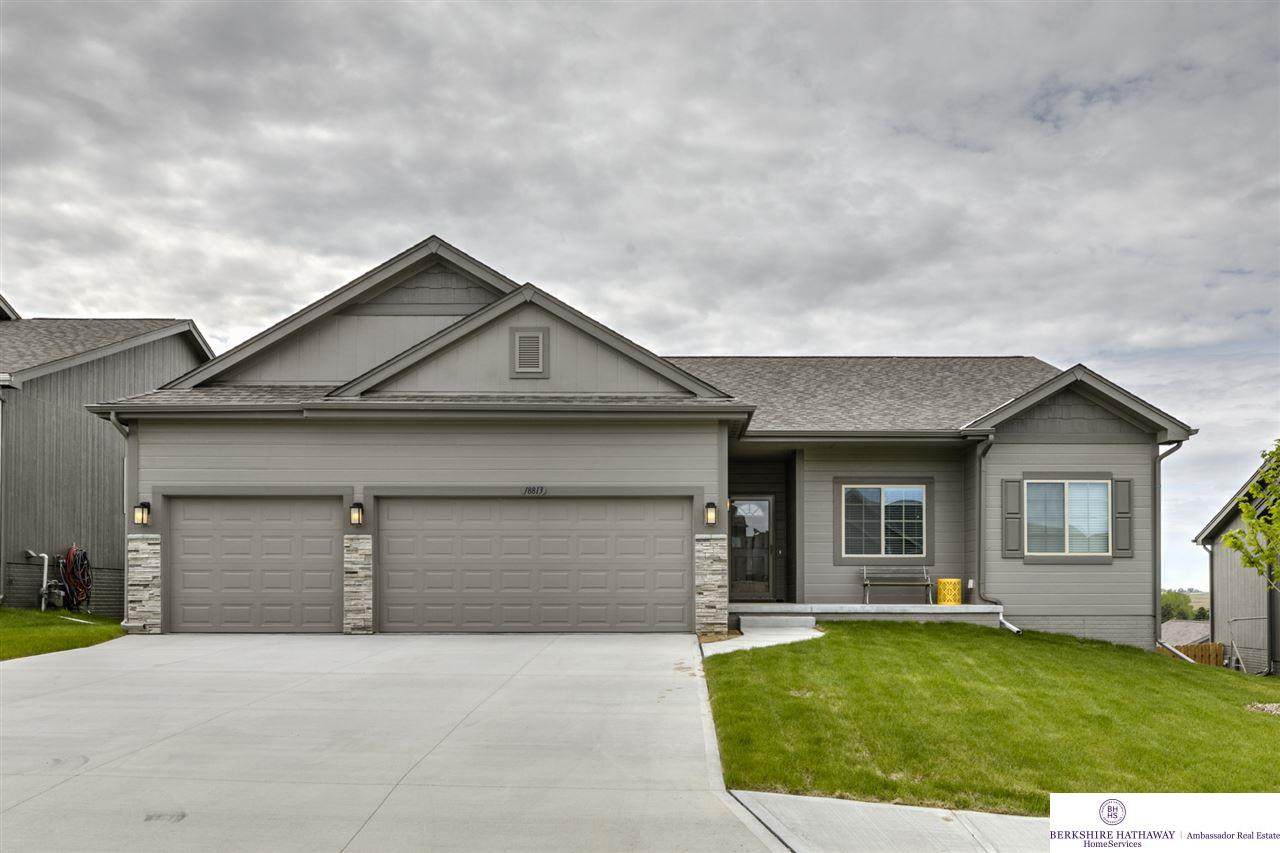 18813 Birch Avenue - Photo 1 18813 Birch Avenue - Photo 1