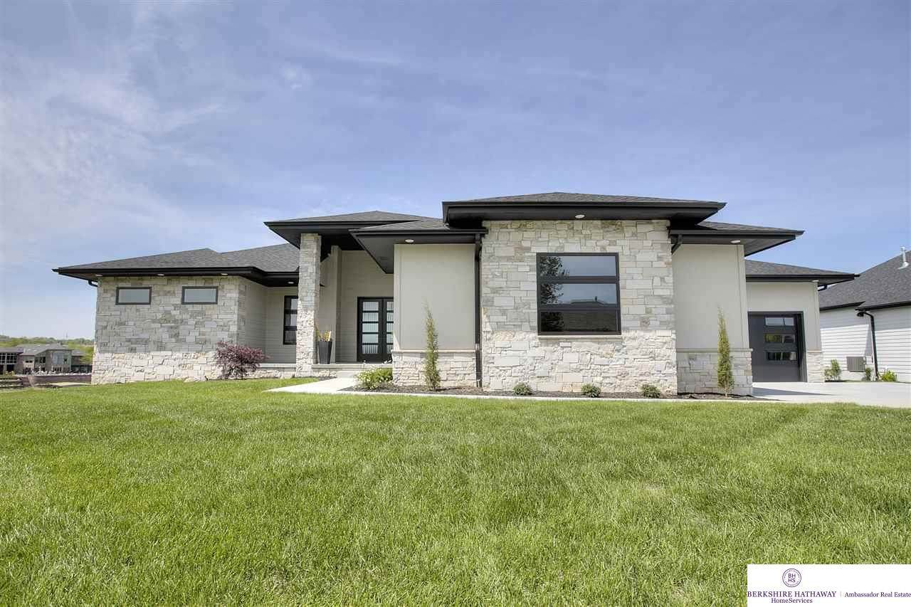 11826 178 Circle - Photo 1 11826 178 Circle - Photo 1