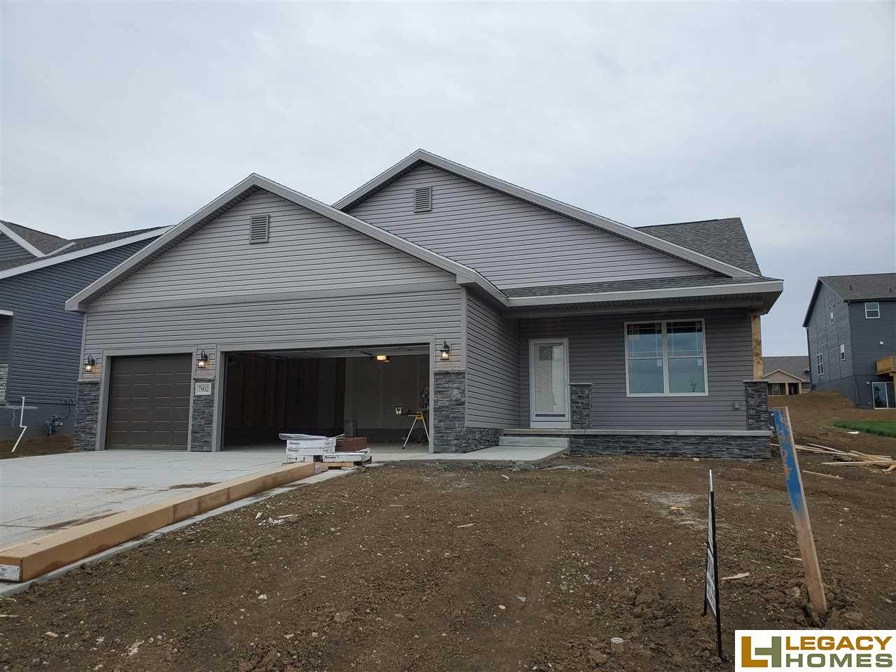 7902 184th Street - Photo 1 7902 184th Street - Photo 1