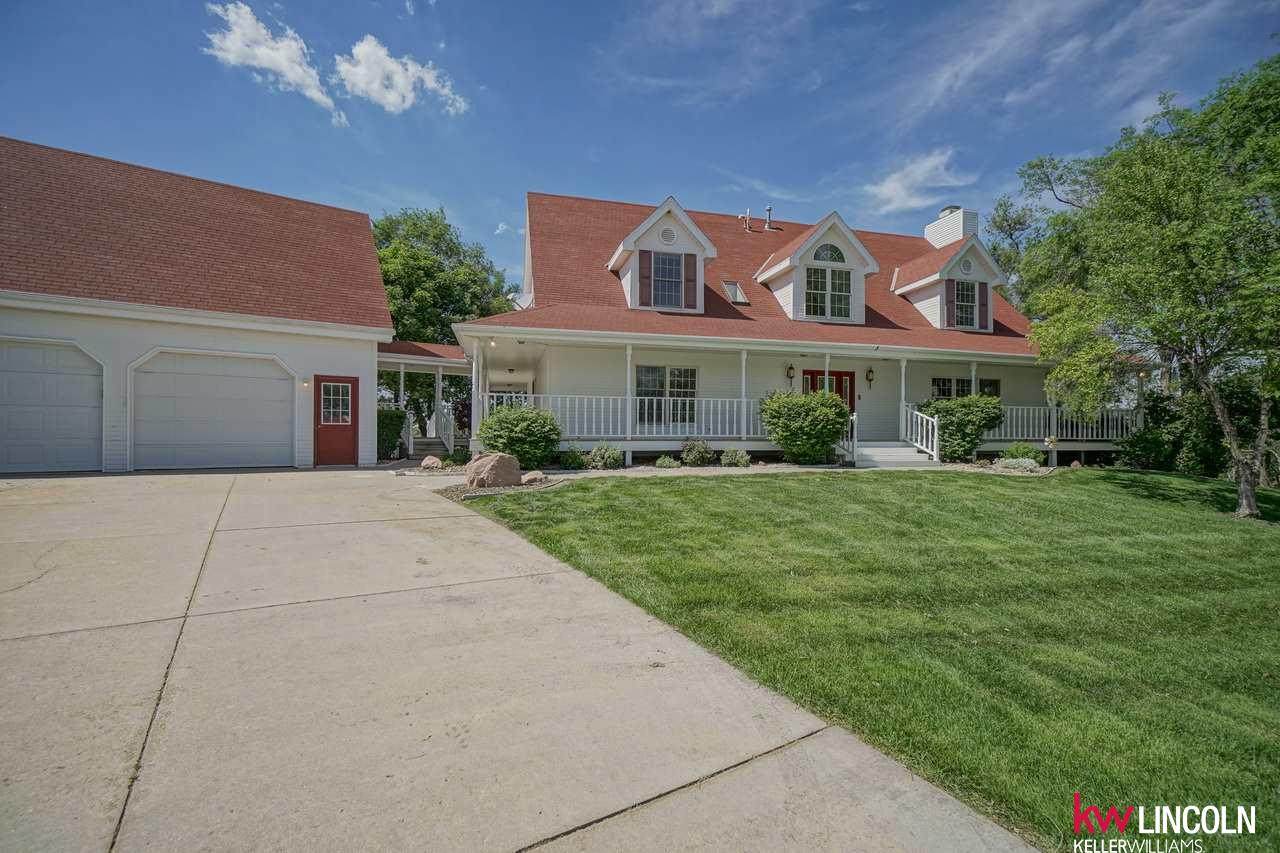 1505 Raymond Road - Photo 1