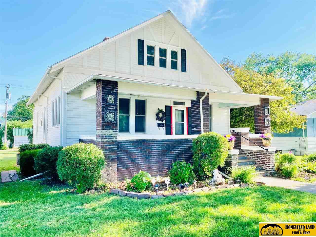 814 5th Street - Photo 1