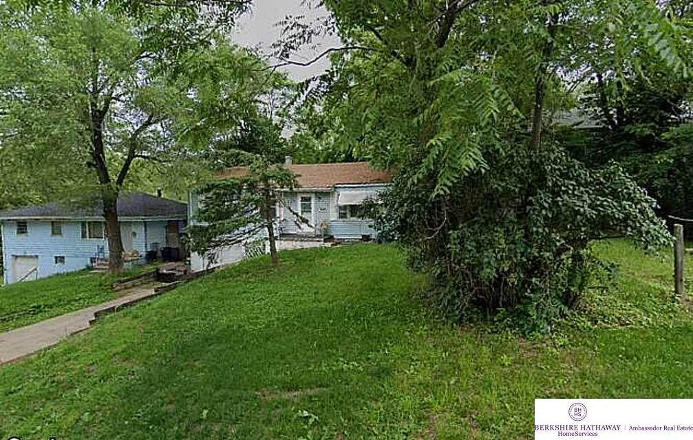 4250 Nebraska Avenue - Photo 1