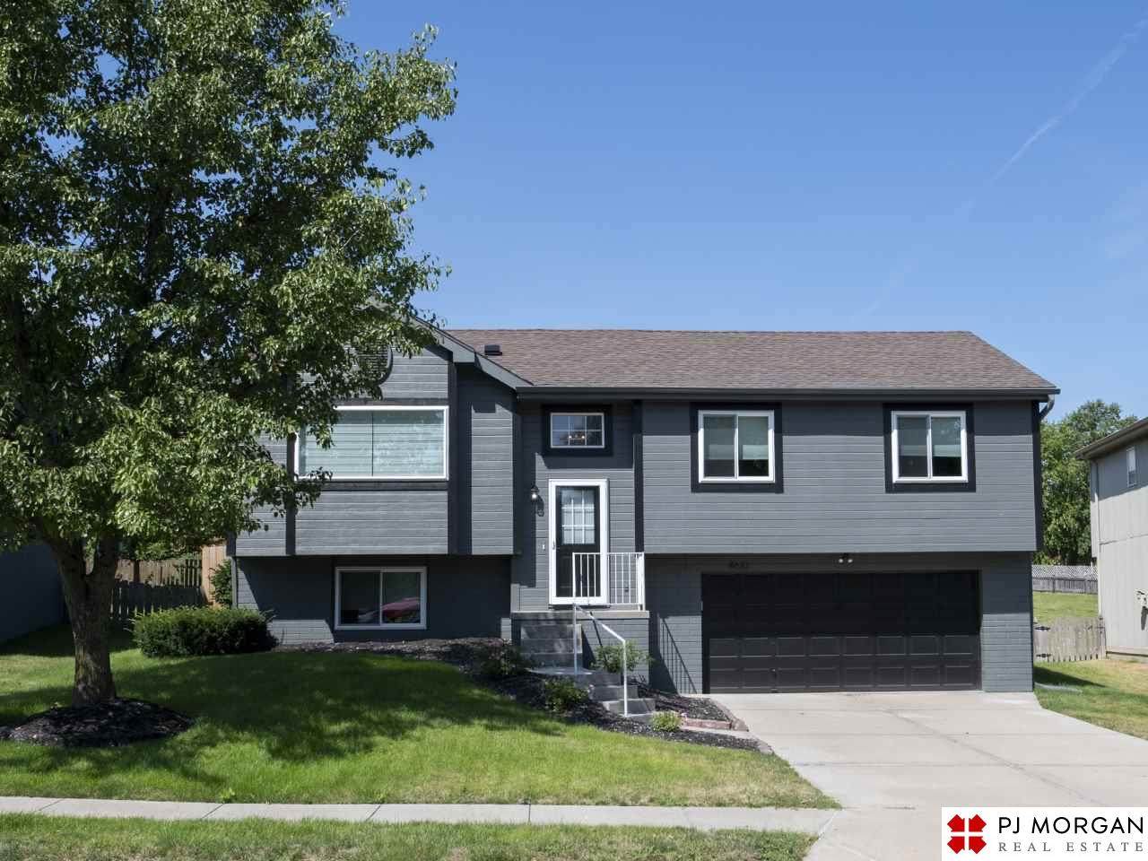 4610 178th Street - Photo 1