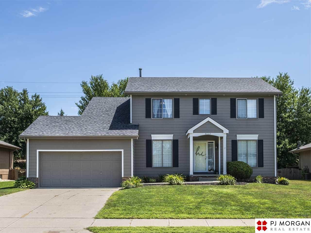 4607 168th Avenue - Photo 1