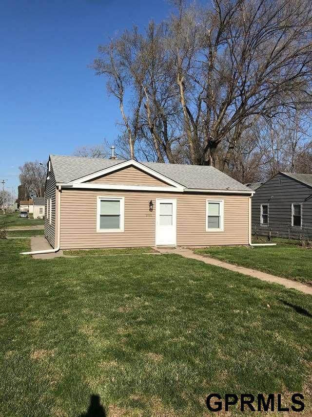 2812 Crawford Street - Photo 1