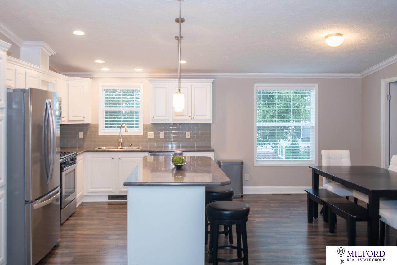 3101 Washington Street - Photo 1