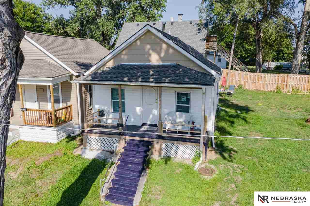 1617 34 Street - Photo 1