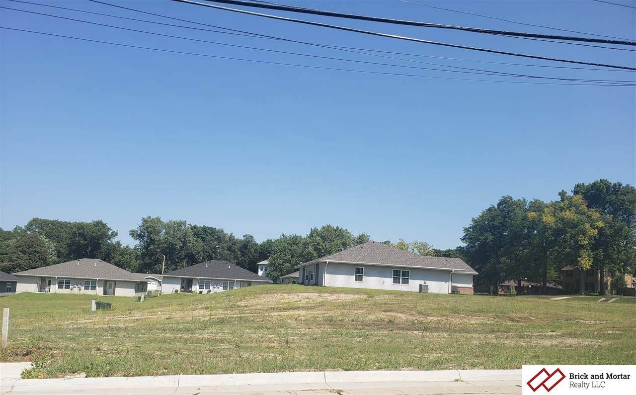 1020 Arthur Street - Photo 1