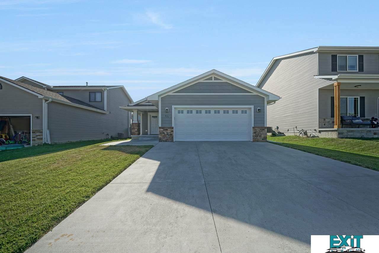931 Scotts Creek Court - Photo 1