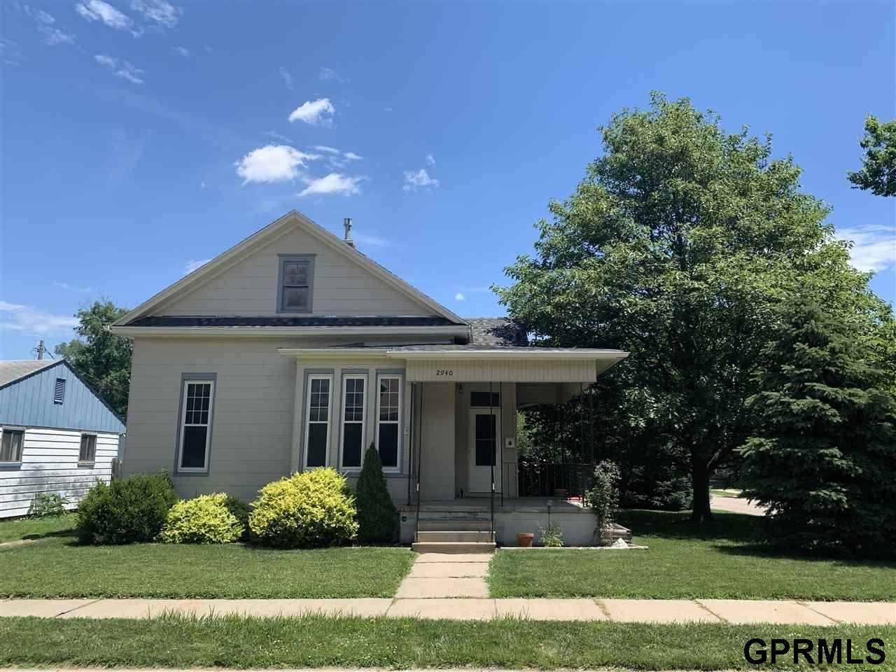 2940 12 Street - Photo 1
