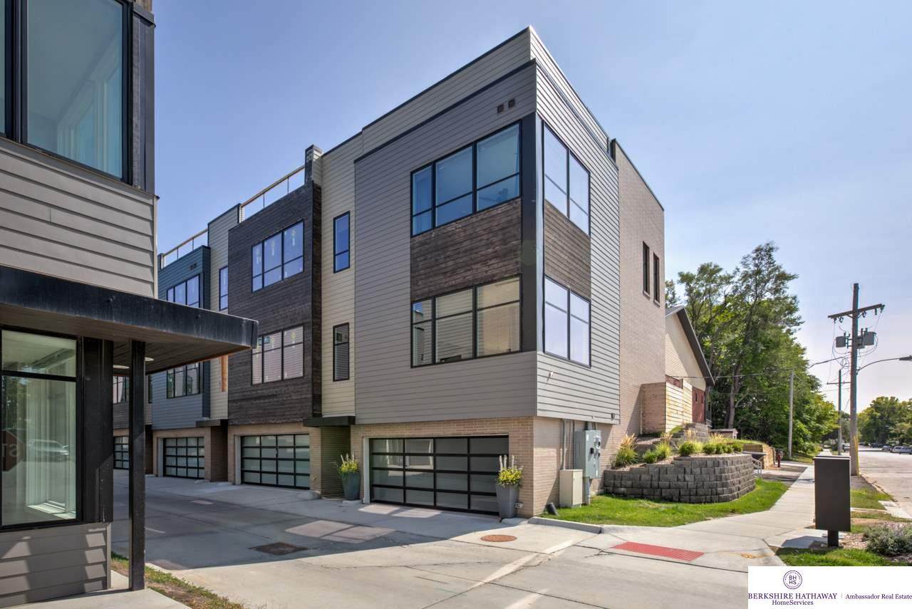 1059 Johnston Plaza - Photo 1