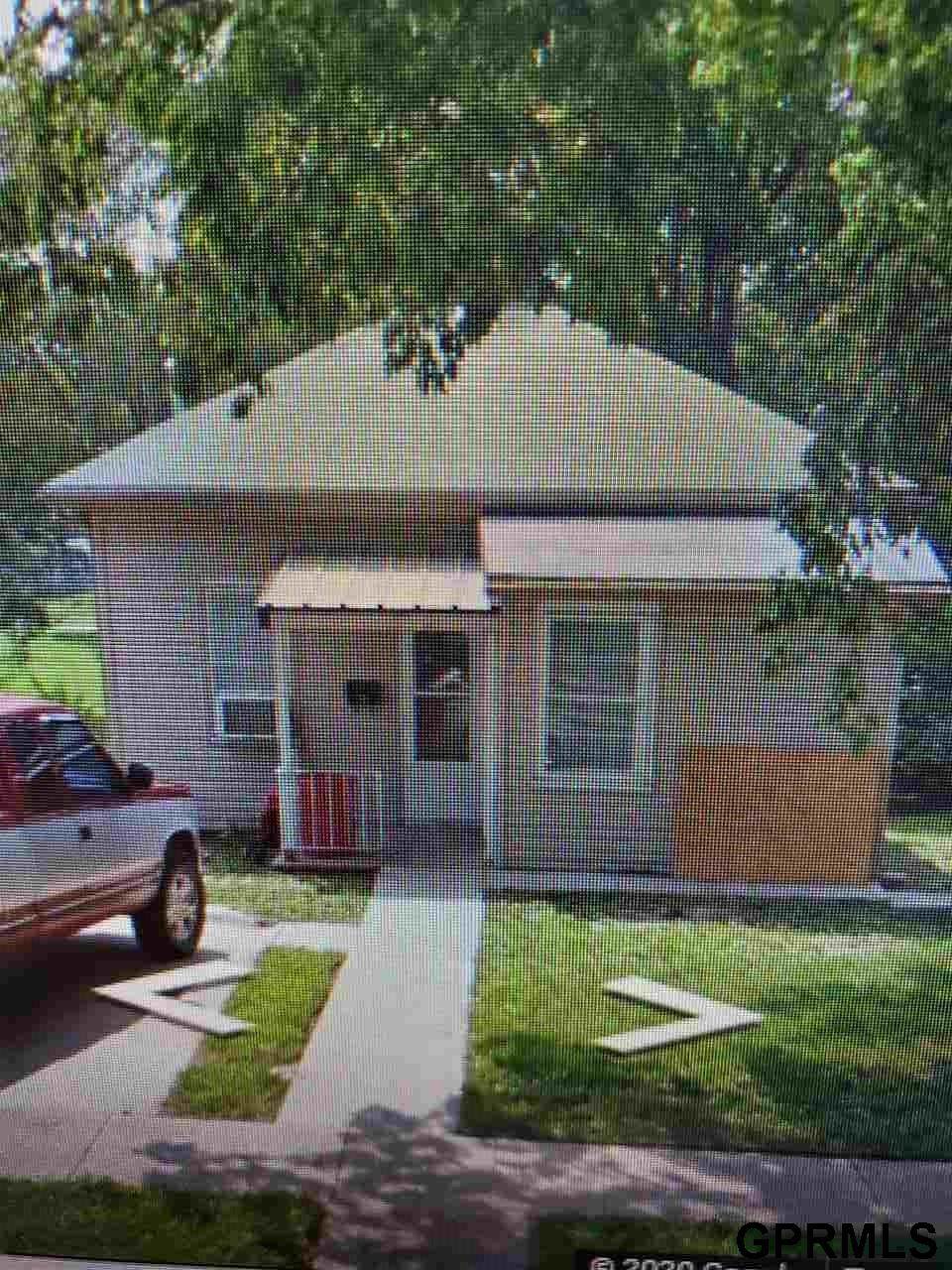 703 10 Street - Photo 1