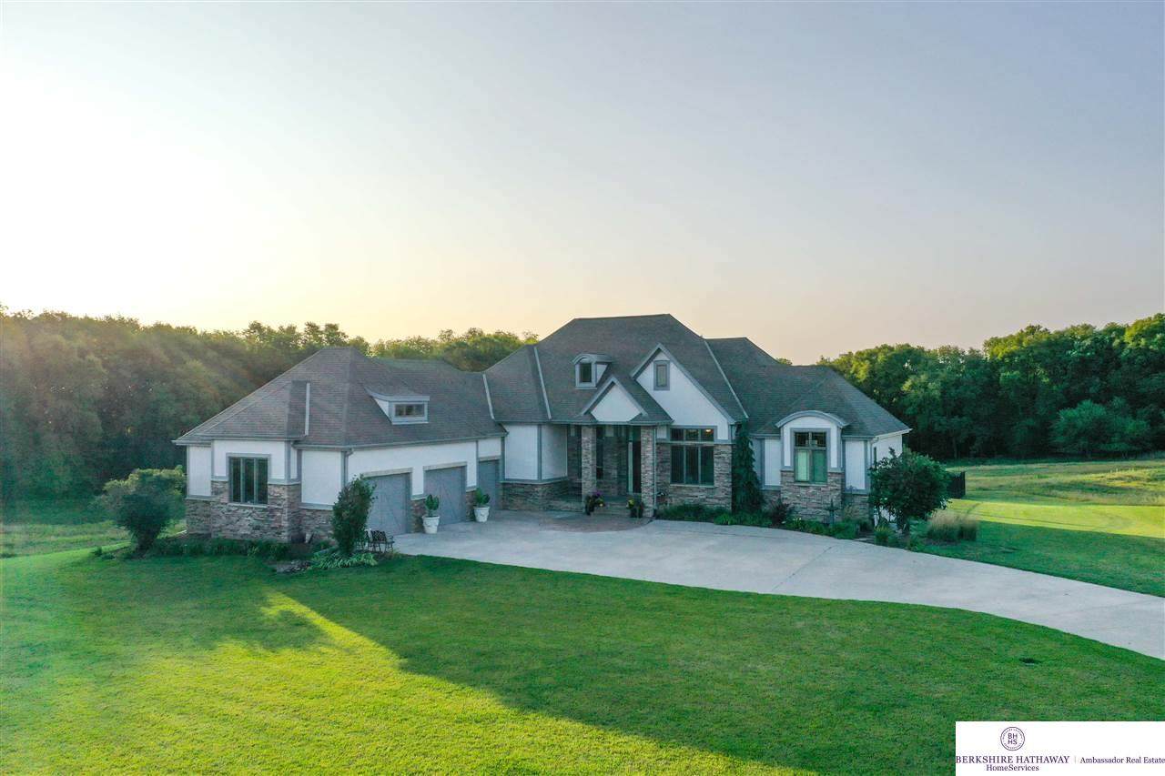 29661 Coldwater Avenue - Photo 1