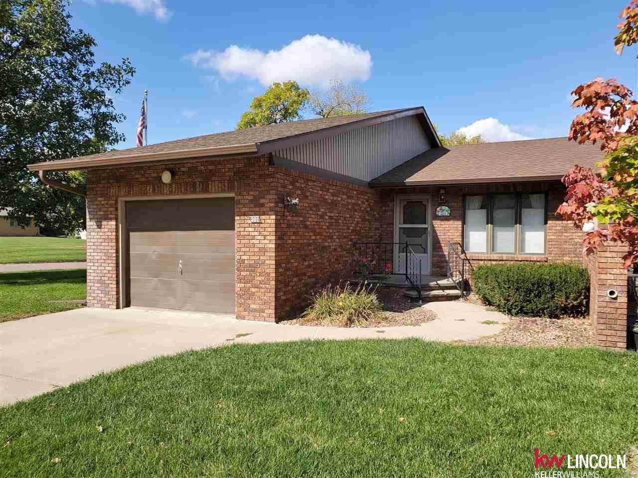 201 Ivy Street - Photo 1