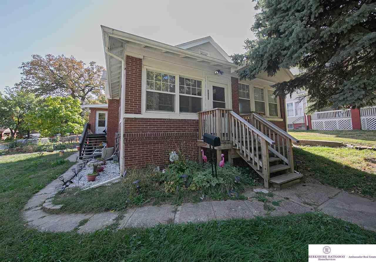 1905 Deer Park Boulevard - Photo 1