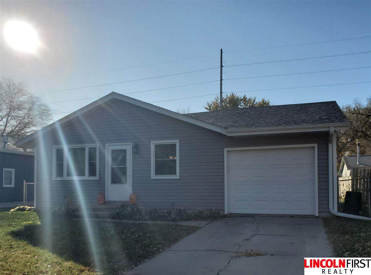 7209 Webster Street - Photo 1